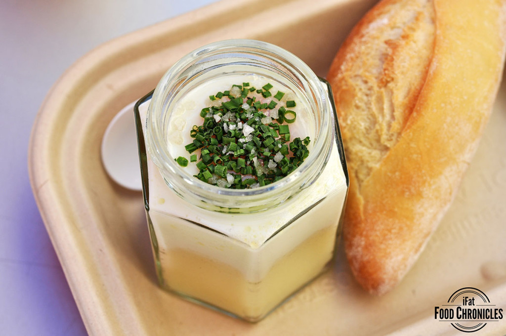 The Slut: a coddled egg on top of a smooth potato purée, poached in a glass jar and served with a demi baguette
