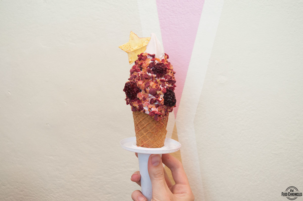 Ziggy stardust: Strawberry ice cream with blackberry crispies, pop rocks, strawberry powder and gold dust stars