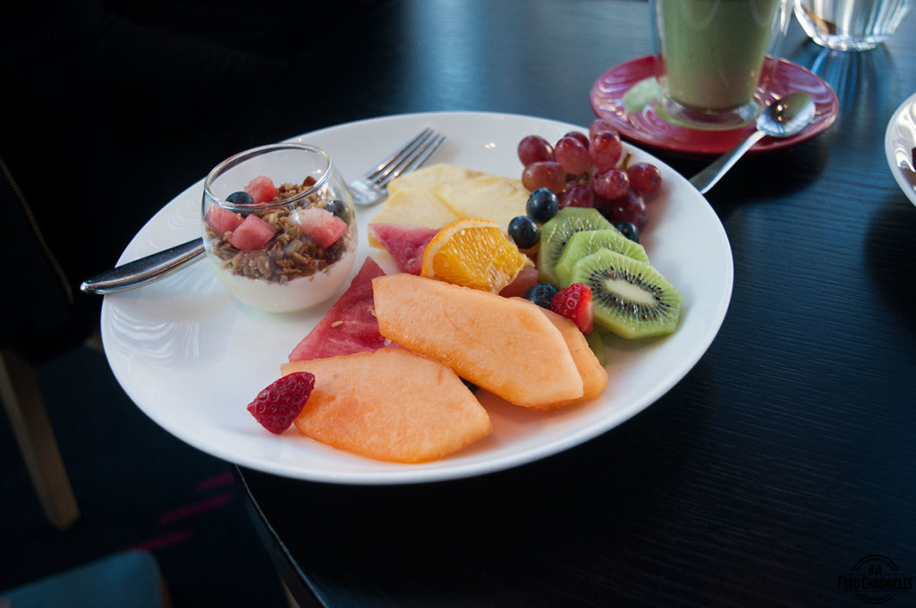 sokyo breakfast fresh fruit